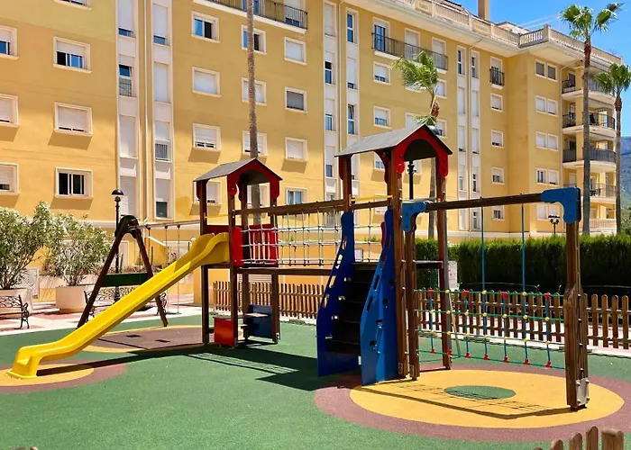 Bonito Apartamento En Denia Con Piscina Y Vistas