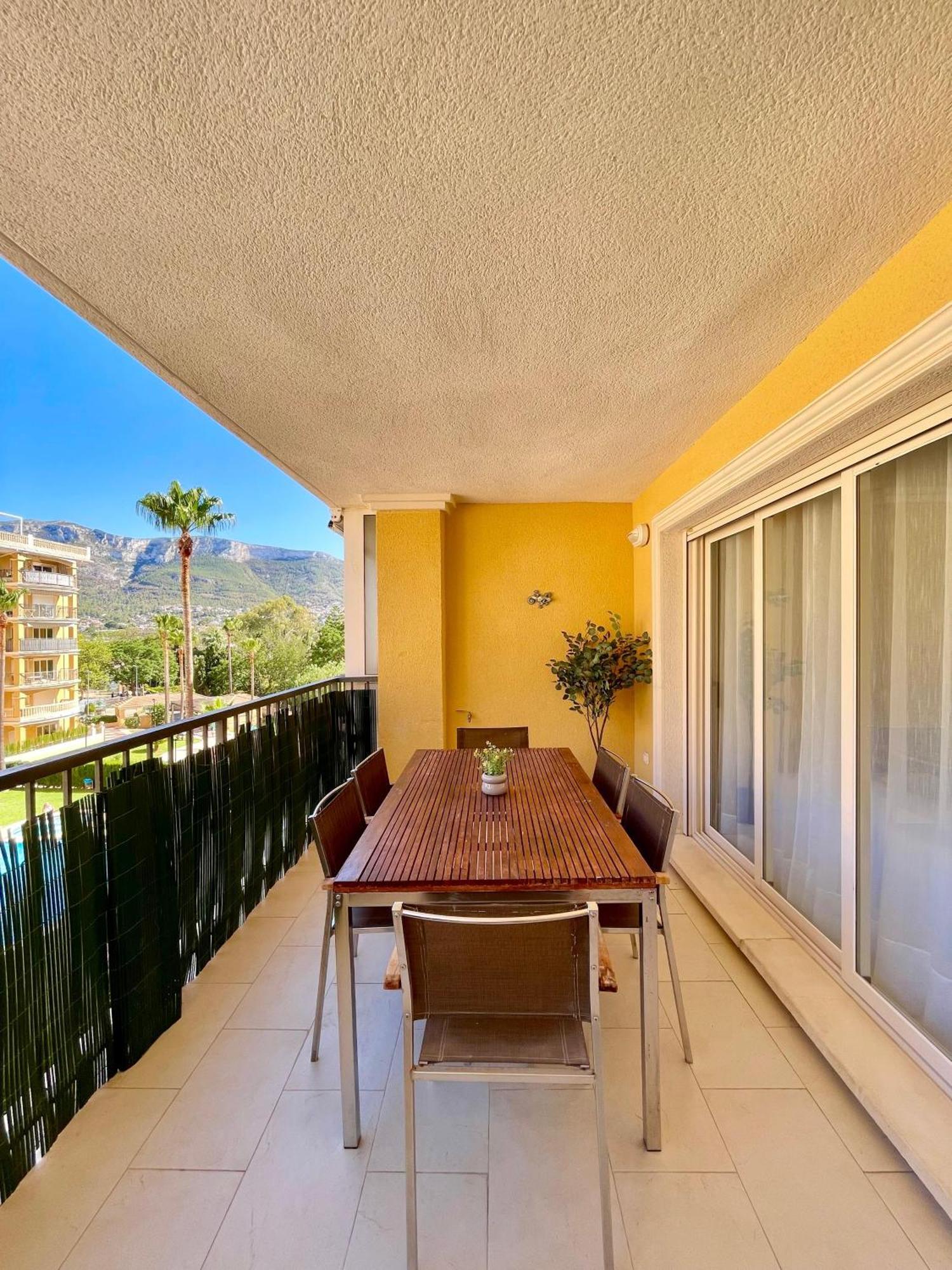 Bonito En Con Piscina Y Vistas Apartment *